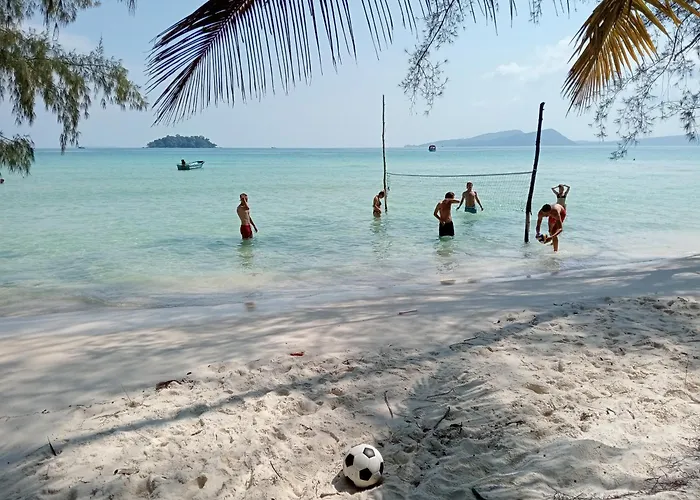 White Pearl Beach